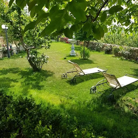 Scuderie Del Cavaliere Delle Gravine カステッラネータ